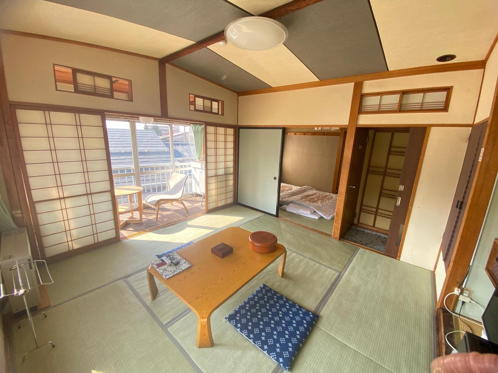 Yoshidaya Ryokan Ямагата Екстериор снимка