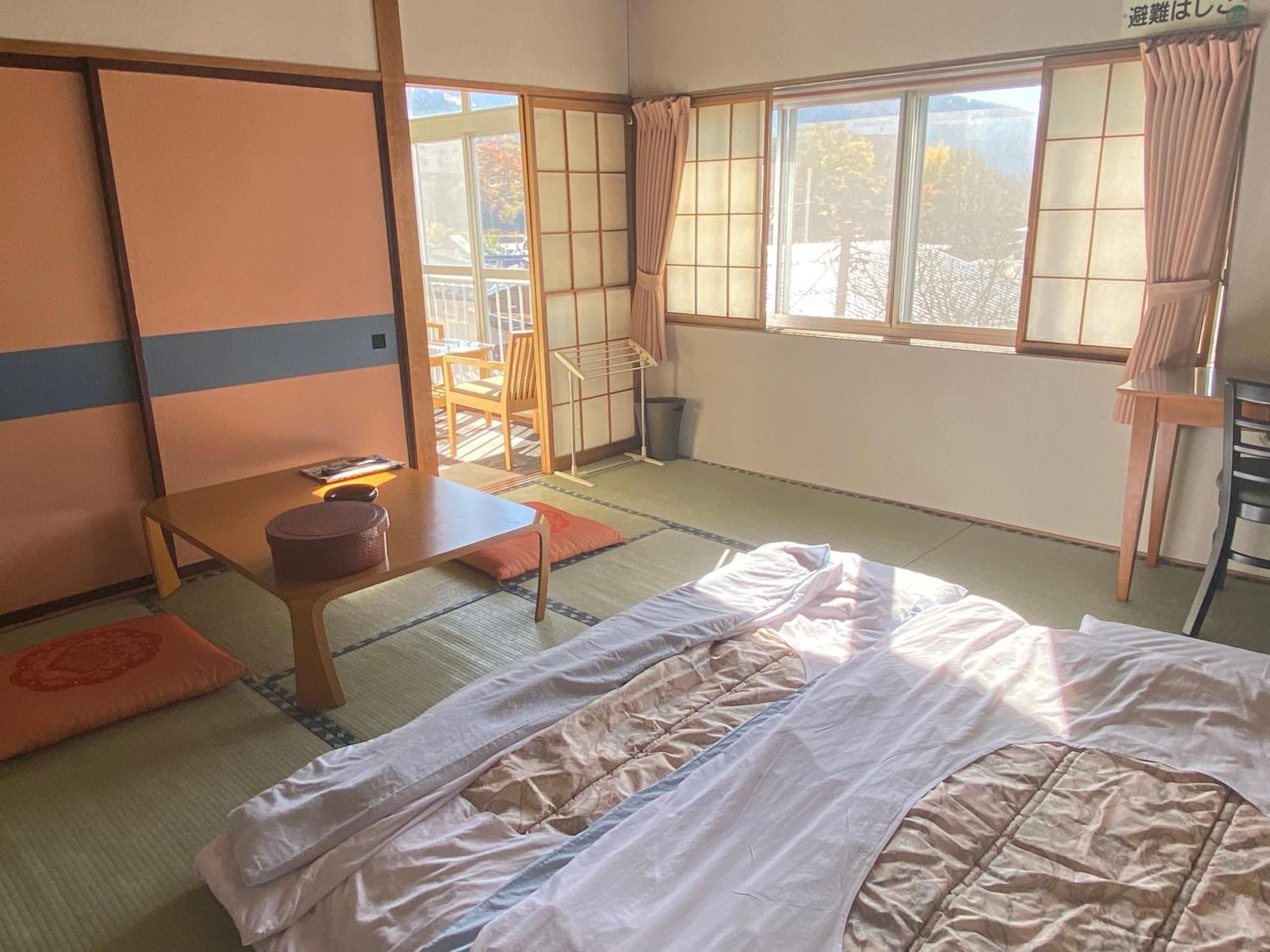 Yoshidaya Ryokan Ямагата Екстериор снимка